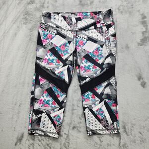 Material Girl Active Legging Womens L Black Pink Gray Shattered Rose Print Capri
